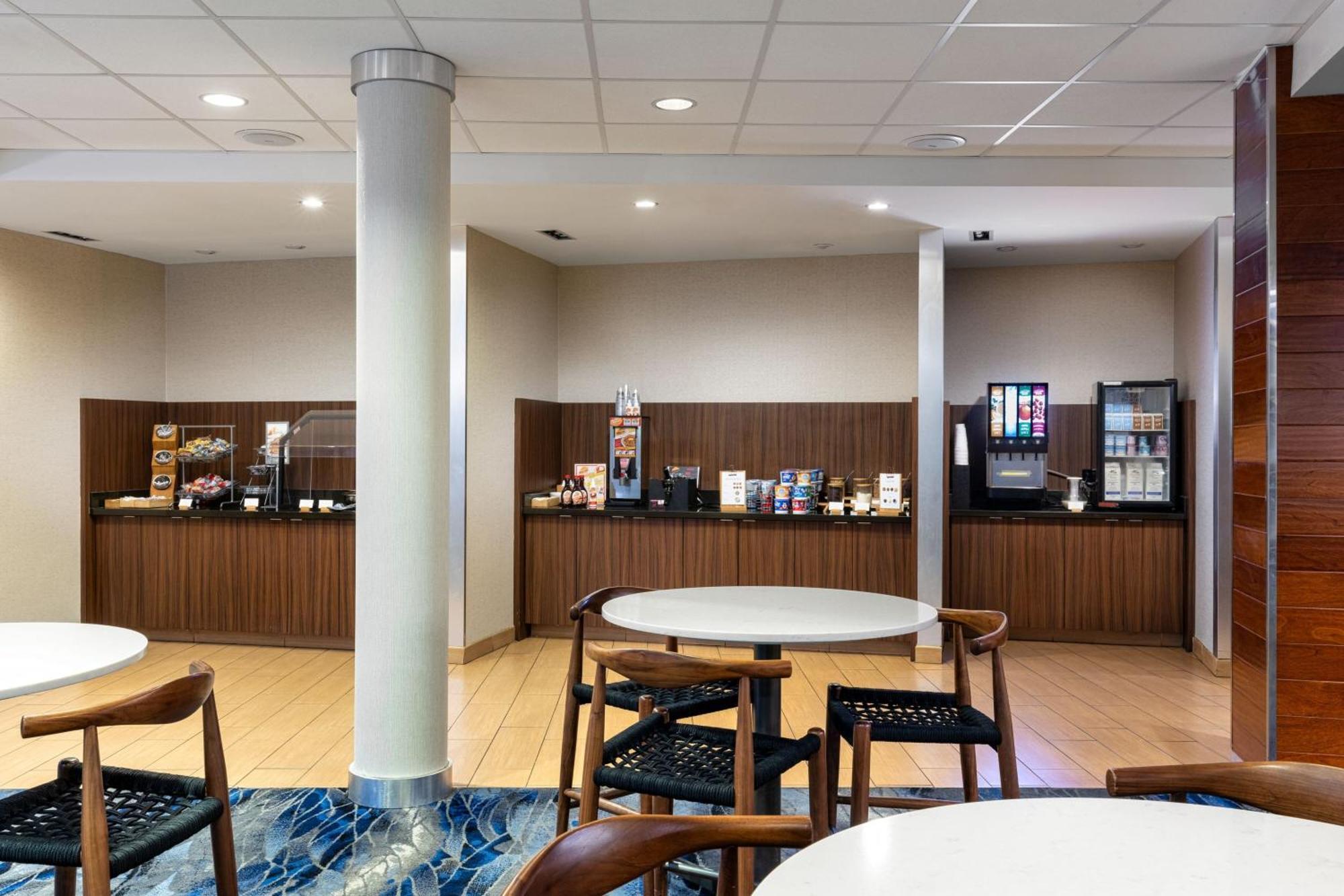 Fairfield Inn & Suites By Marriott Smithfield Eksteriør bilde