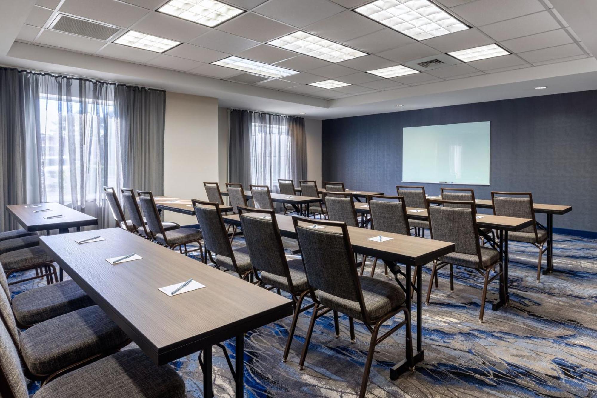 Fairfield Inn & Suites By Marriott Smithfield Eksteriør bilde